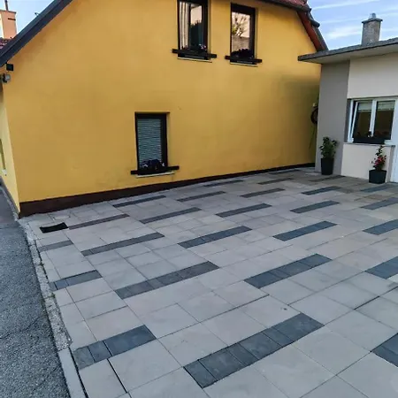 Sana Lägenhet Postojna